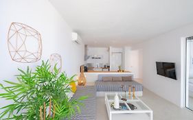 Infinite Blue Luxury Suites