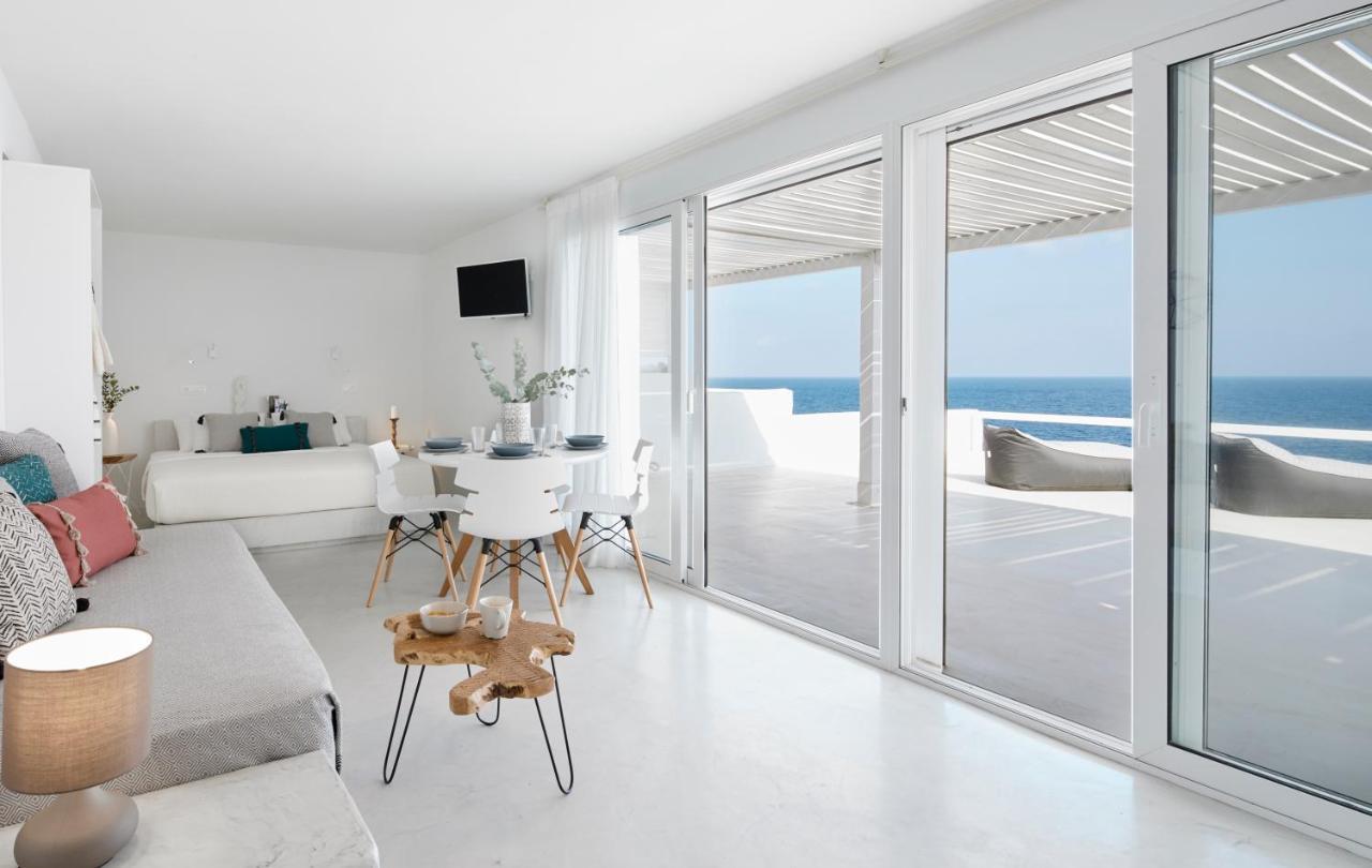 Infinite Blue Luxury Suites Fira  Exterior foto