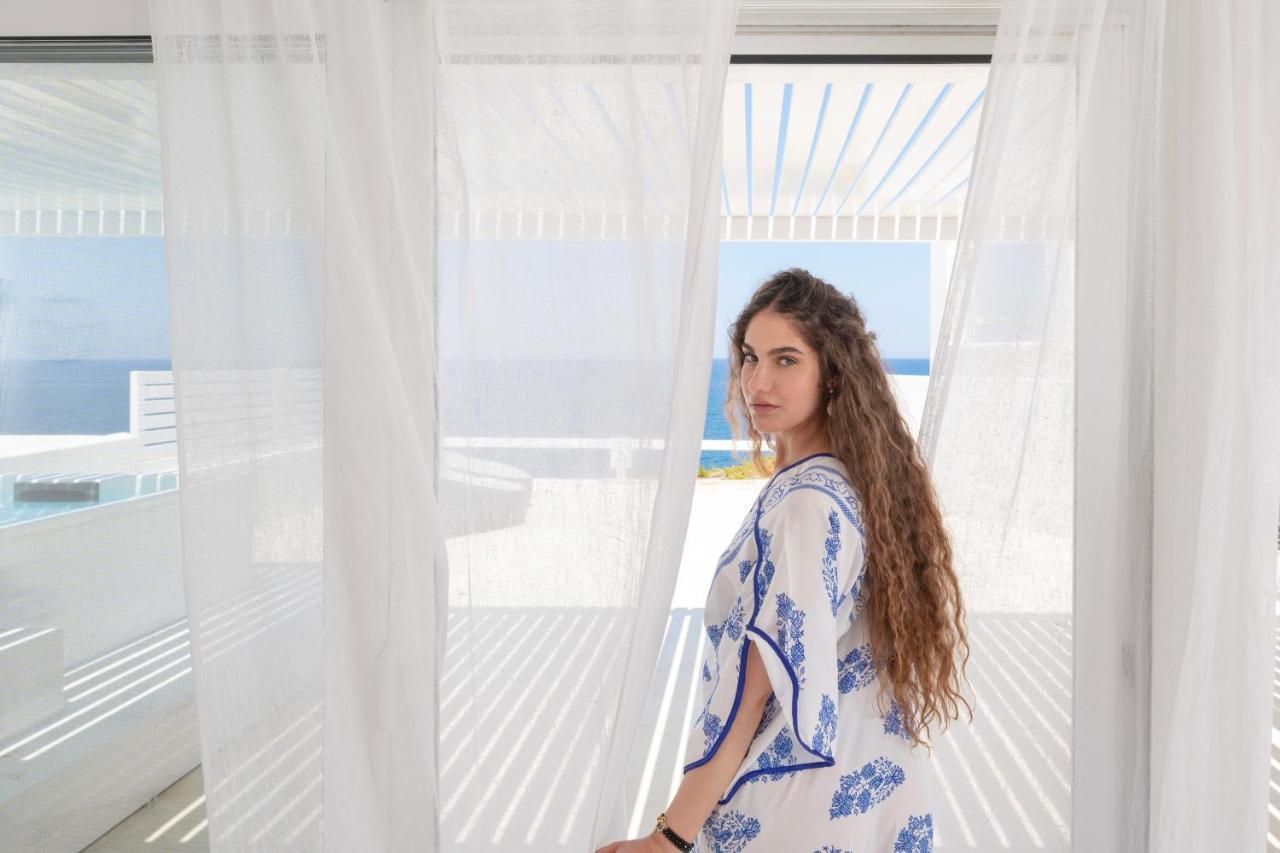 Infinite Blue Luxury Suites Fira  Exterior foto