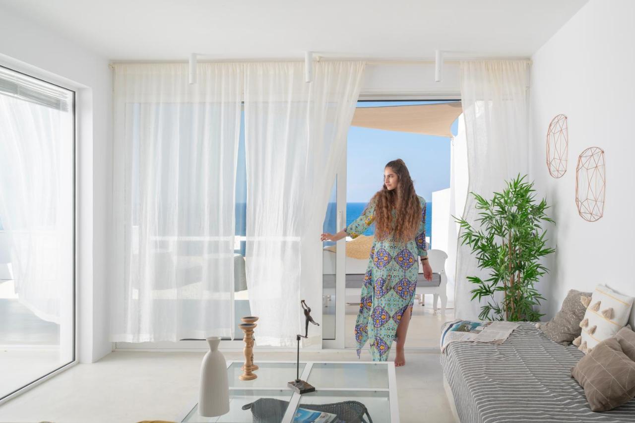 Infinite Blue Luxury Suites Fira  Exterior foto